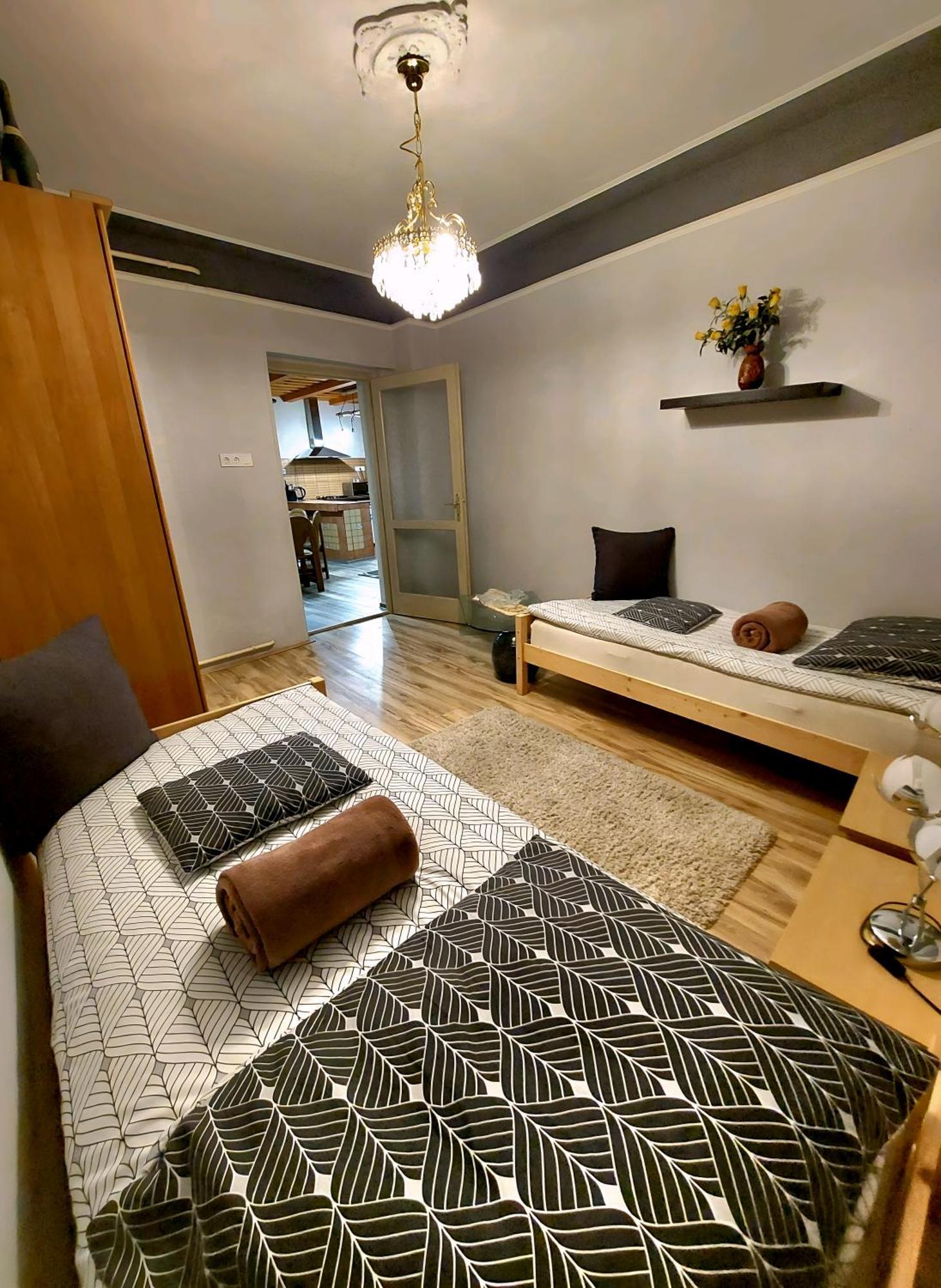 Kata Vendeghaz Lägenhet Sátoraljaújhely Exteriör bild